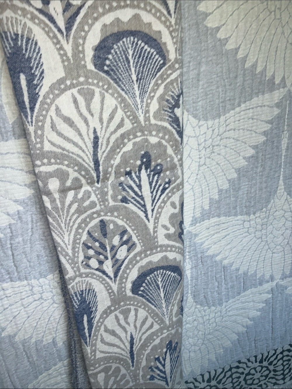 Cool Modern Gray Set of 3 1 Blanket + 2 Beach Towels ALL NEW WITH TAGS - Picture 2 of 9